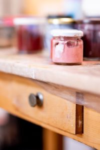 How Can You Customize Your Used Jam Jars? 