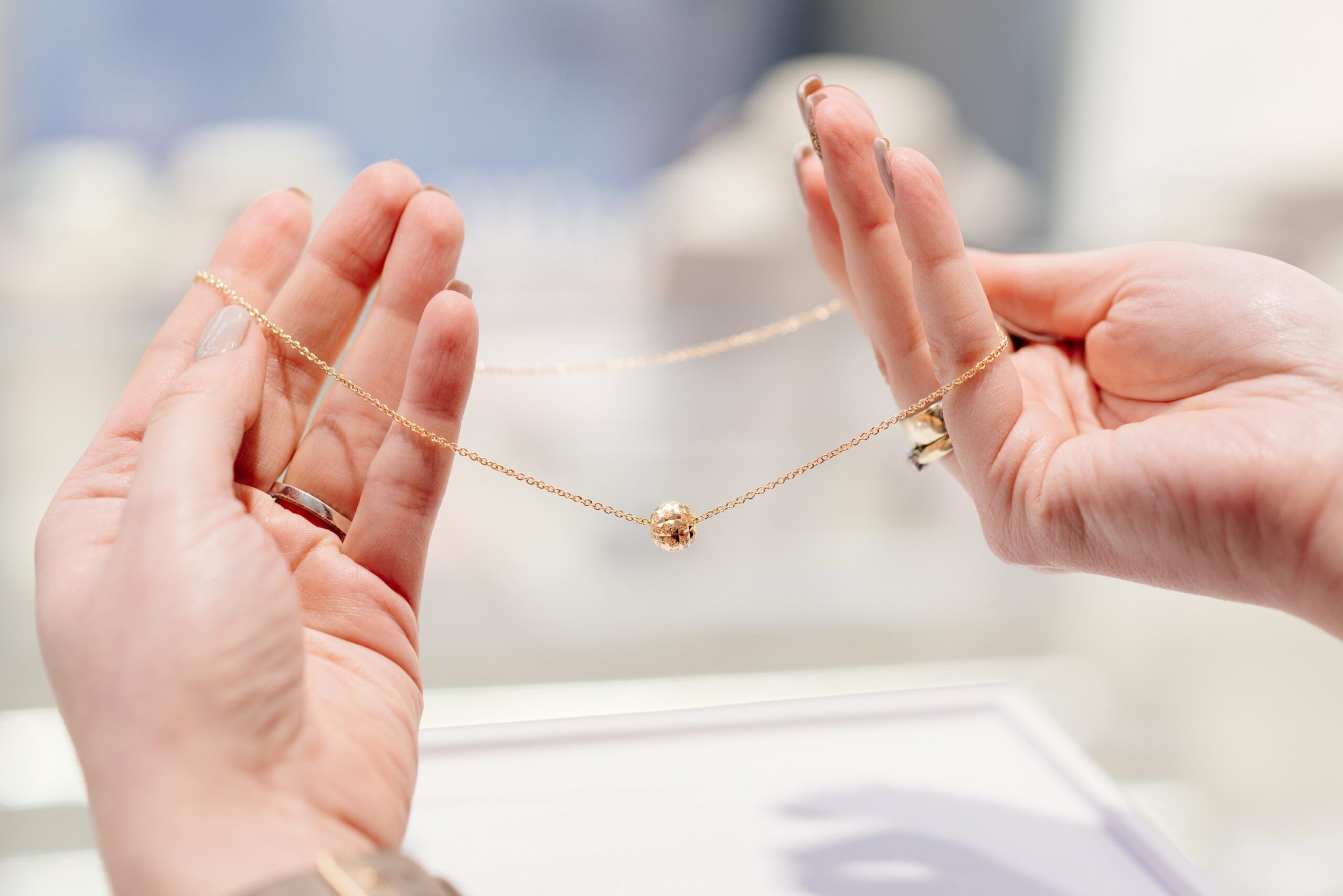 Tips for Wearing Jewelry With Sensitive Skin